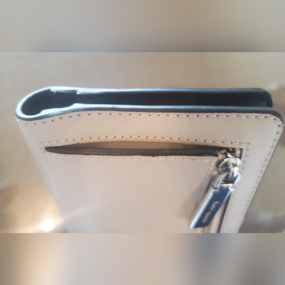 KATE SPADE Wallet - Picture 7 of 7
